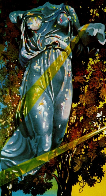 1977_11 Nike Victory Goddess of Samothrace Appears in a Tre Bathed in Light circa 1977.jpg